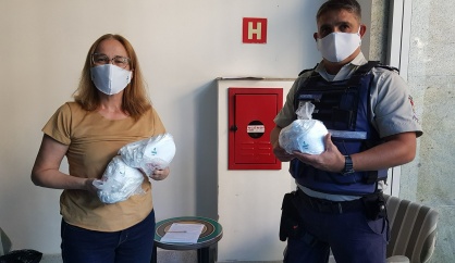 Dez mil máscaras são doadas para a sociedade durante a pandemia em ação promovida pelo Instituto Unimed Vitória