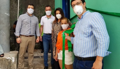 Programa Saúde Habitacional entrega primeira casa reformada no Território do Bem